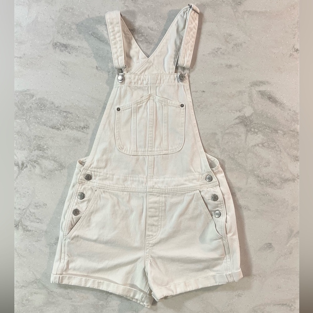 Old Navy Slouchy Straight Non-Stretch White Jean Shortalls 3” inseam